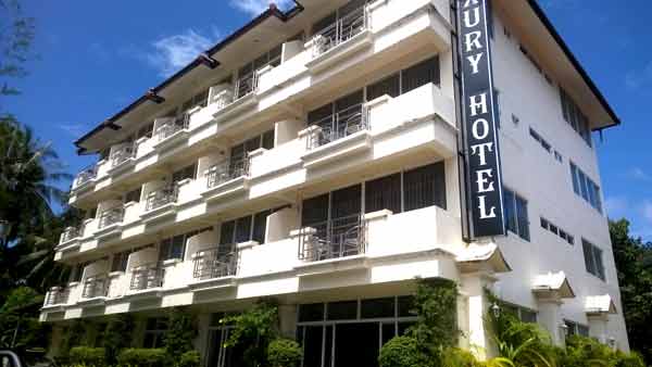 Luxury Hotel