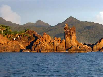 Chai Chet Rocks can be reached by walking through the Chai Chet Resort